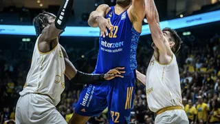 Caída inicial en semifinales y Pablo Laso avisa: “Las lesiones son oportunidad”