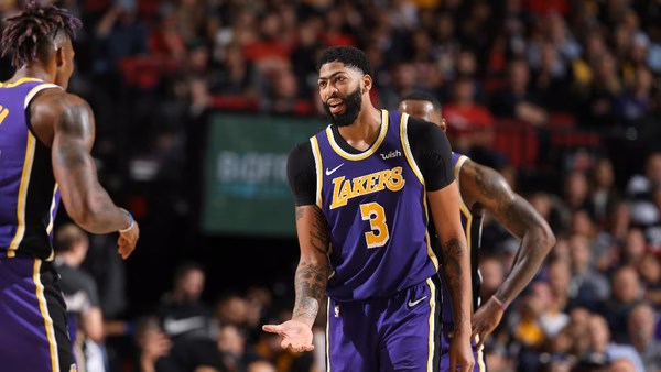 NBA, el resumen atípico (VII): ¿Alguien es capaz de frenar a La Ceja?