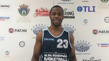 El Real Betis Energía Plus cierra la contratación del base canadiense Kenny Chery