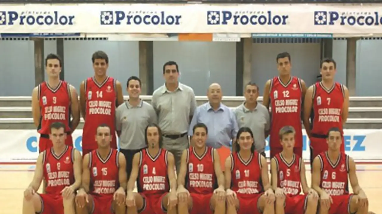 Ivo Perovic ficha por Celso Míguez Procolor
