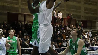 Seydou Aboubacar y Ander Arruti, fuerza interior y producto nacional para Zornotza