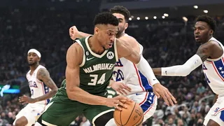 ¿Regresará Antetokounmpo esta noche con los Milwaukee Bucks?