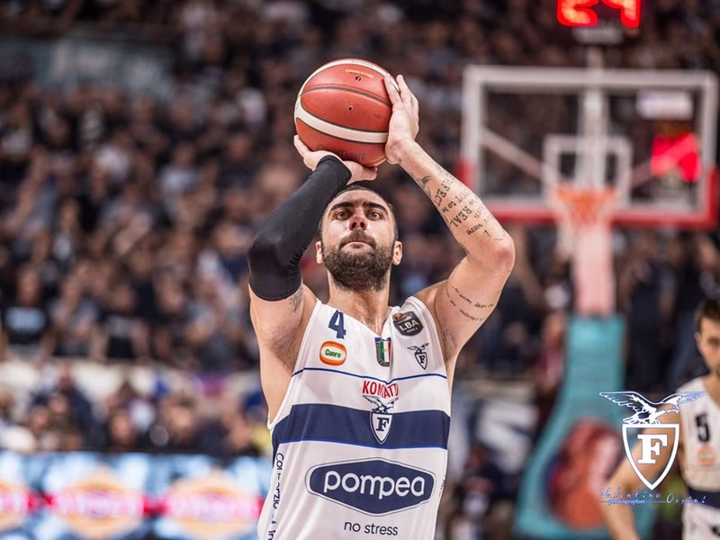 Entrevista a Pietro Aradori: “Creo que no será fácil volver a jugar en mayo”