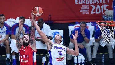 De Colo, Gobert y Fournier, trío de bronce ante una Serbia sin ideas (81-68)