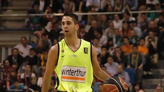 Pau se queda en Memphis pero manda: quiere a la Bomba Navarro, Papaloukas y Varejao