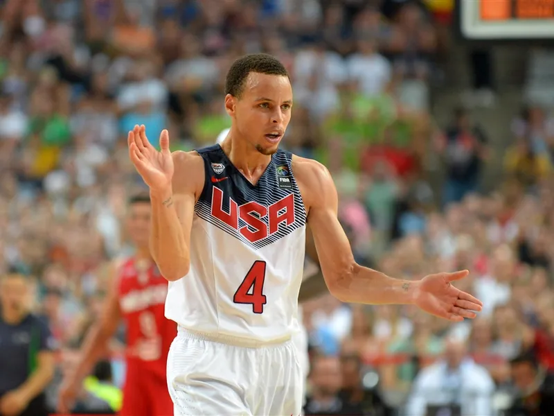 Va de récords: los Warriors 11 victorias consecutivas y los Knicks 4-16 de balance