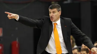 Valencia renueva a Perasovic; Luis Casimiro sustituye a Chus Mateo en Fuenlabrada