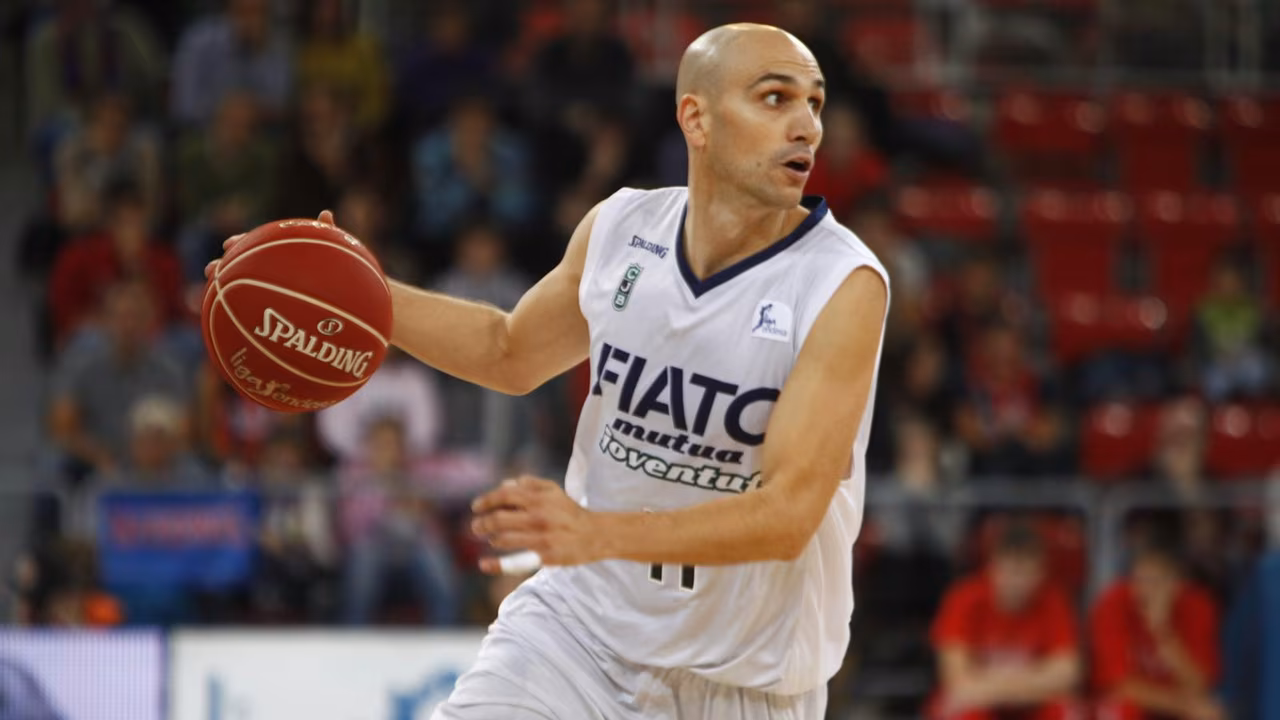 Albert Oliver se debate entre Herbalife Gran Canaria y continuar en FIATC Joventut