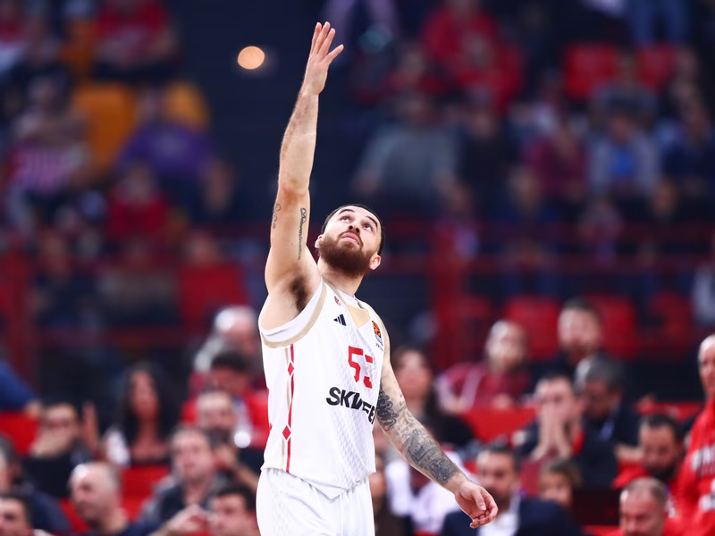Mike James acaba contrato: “Grecia está en lo más alto de mi lista”