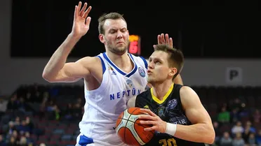 Iberostar Tenerife pasa primero a octavos de la BCL tras vencer con solvencia al Neptunas