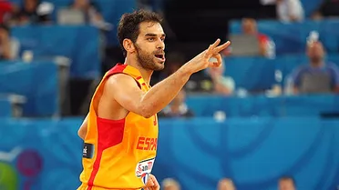 España restaña heridas a costa de Finlandia con un superlativo Calderón (82-56)