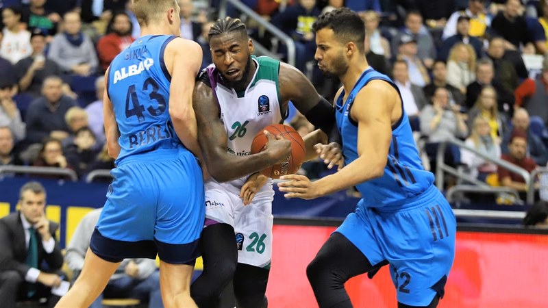 El Unicaja dice adiós al sueño de la Eurocup en Berlín (79-75)