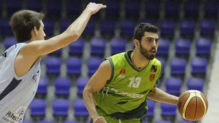 Miki Servera militará un año más en Planasa Navarra