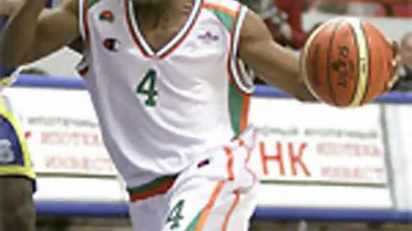 Travis Best y Rubén Wolkowyski abandonan Polonia