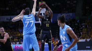 ¿Cuántos equipos pasarán de 1.000 tiros de tres en esta temporada?