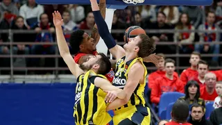 SbEu: CSKA le da un toque a Fenerbahce y Anadolu se adjudica la cuarta plaza