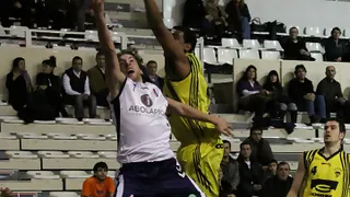 CB Prat renueva los contratos de Nacho Llovet, Jaume Comas y Gerbert Martí e incorpora al base  Roger Vilanova