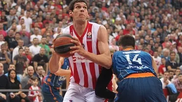 El gigantón Marjanovic complica la vida a Valencia Basket (76-63) VIDEO