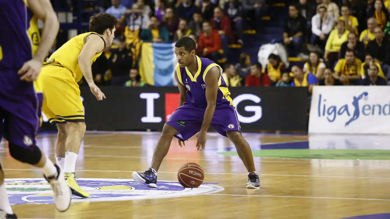 Sigue el carrusel de idas y venidas en CB Valladolid: adiós a Jason Rowe