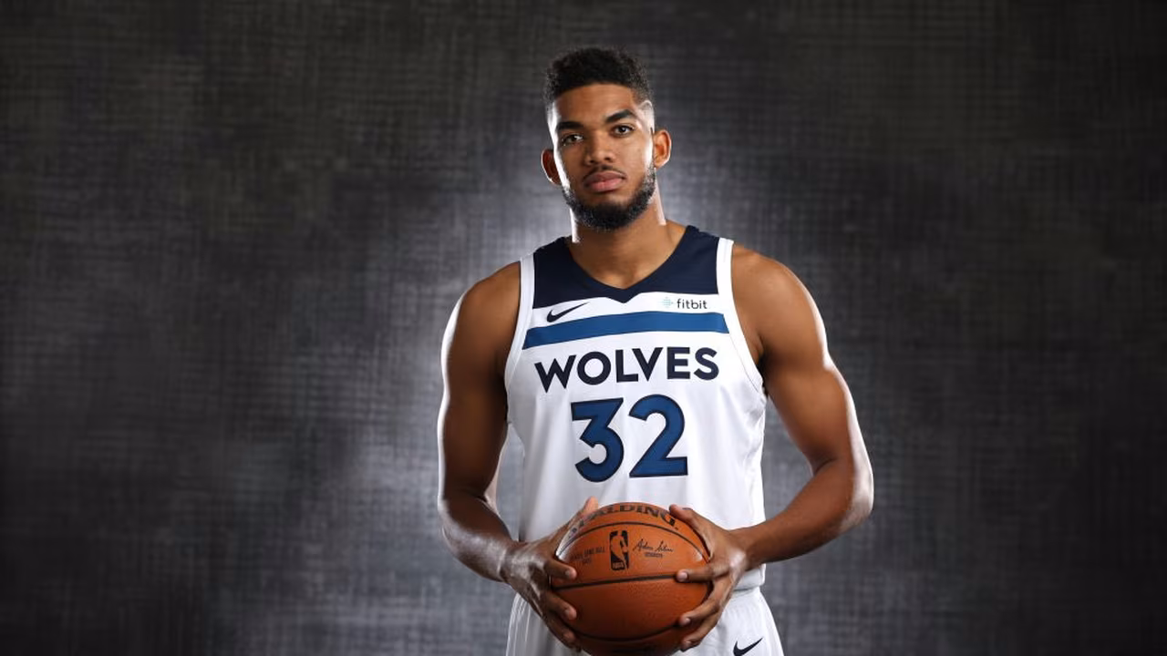 Towns guía a los Wolves; LeBron suma y Marc roza la victoria en otra exhibición