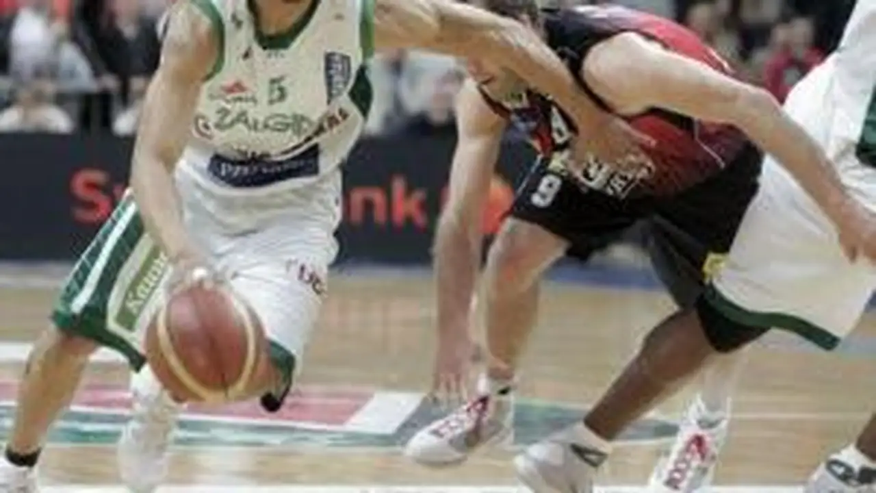 Zoco Europeo: Sefolosha, la guinda de Fenerbahce. DeJuan Blair deja Krasnie Krylia. Shermadini, a Cantú. Bayern y Avellino, en conflicto por Chevon Troutman. Adiós a Marcus Brown