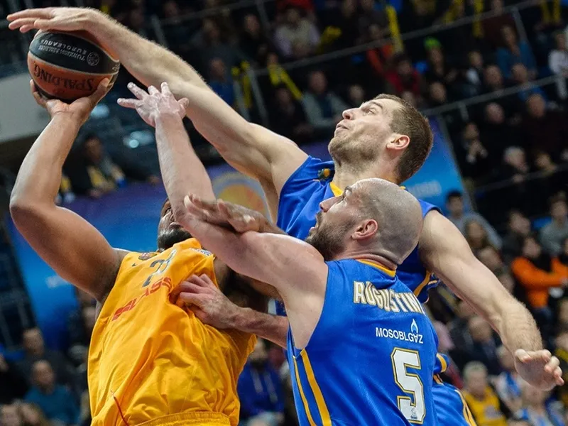 El Khimki congela las ideas en ataque del FC Barcelona Lassa (75-61)