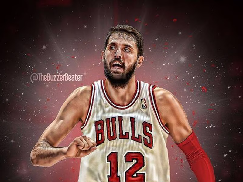 Wiggins repite; Mirotic pega con el puño en la mesa; Lowry y Harden los mejores del mes
