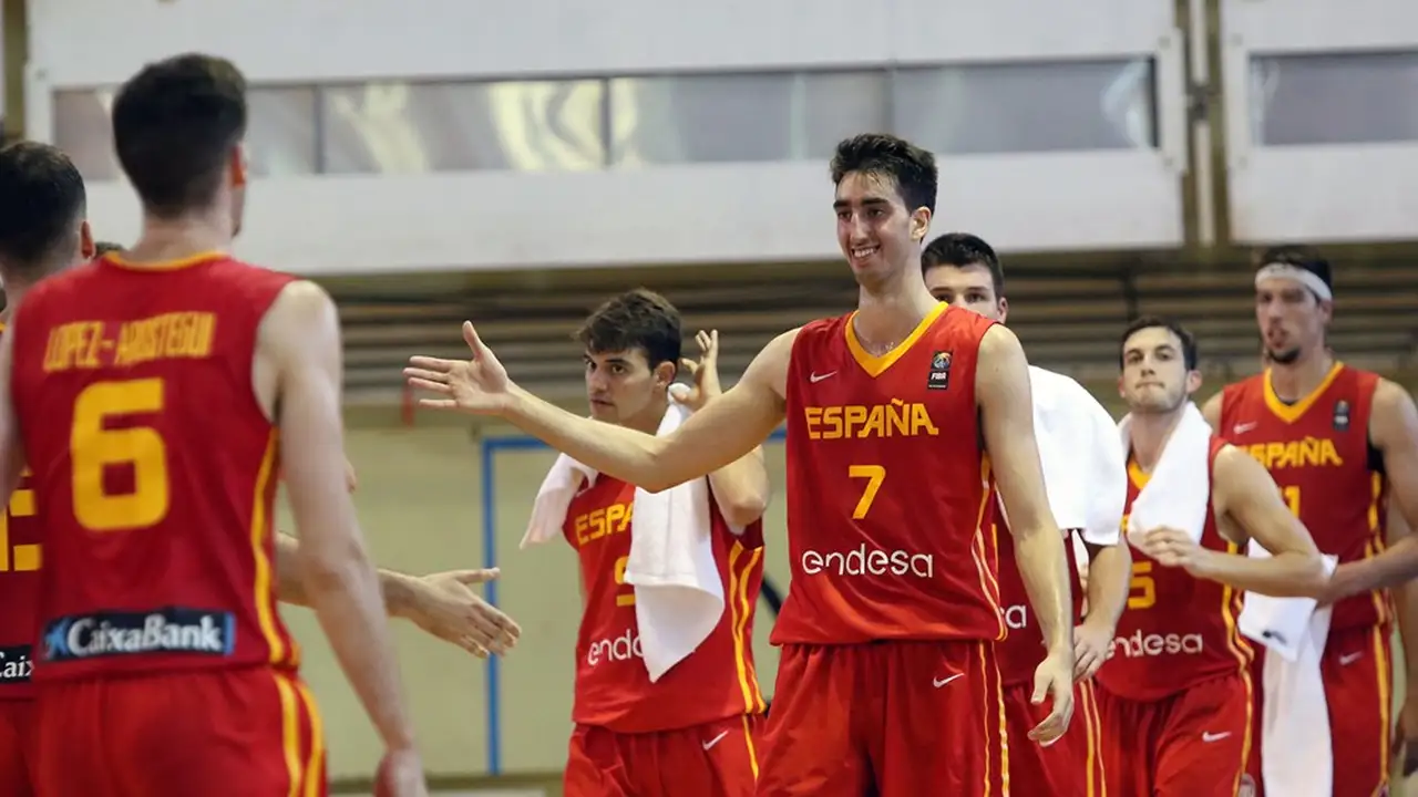 Listas oficiales de la U20 y la U22 masculinas