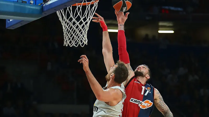 Kirolbet Baskonia a las puertas de la remontada (80-85)