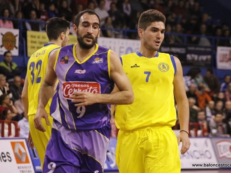 MyWigo se lleva el derbi castellano a costa de un Palencia que no levanta cabeza