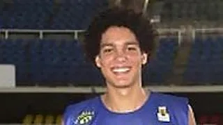 Dikembe Mutombo renueva por dos temporadas con Houston Rockets