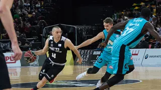 Un renacido Javi Salgado amarga la visita del Movistar Estudiantes a Miribilla