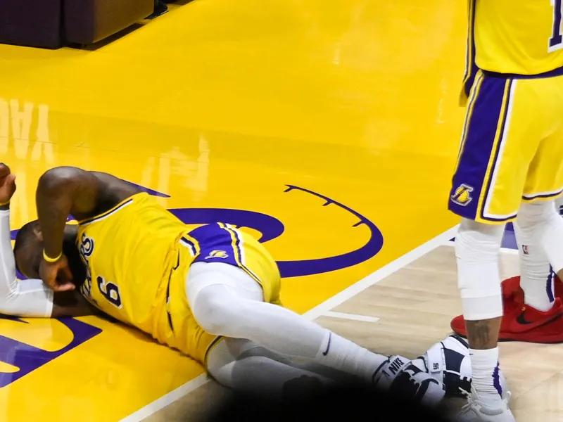 LeBron James, el favorito de la NBA para ganar el torneo de flopping