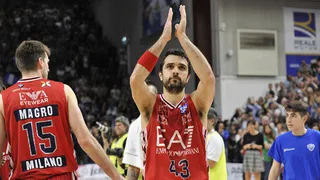 EA7, campeón de la fase regular; Bologna, desciende; Nunnally, MVP