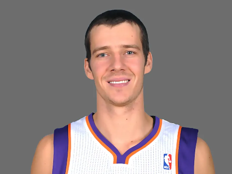 Alarmas en Chicago y Brooklyn. Dragic se impone a Vucevic en el duelo europeo