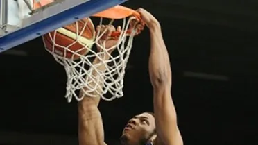 Lega (J7): Venezia ‘umaniza’ más a Emporio Armani. Bryant Dunston logra su segundo MVP y Varese sigue sin conocer la derrota. J.R. Giddens, de pasado de forma en Valencia a saltarín en Legadue.