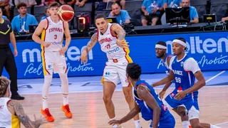 El viaje del nuevo especialista de Valencia Basket: Del filial de Badalona a robar balones en EE.UU