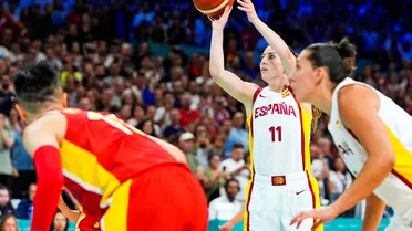 De jugar 16 segundos a ser el pilar de España en los Juegos Olímpicos… y sin equipo
