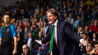 Más “caso Roth”: de tercer entrenador a auxiliar y ratificado por Galilea