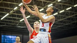 Europeo U20F (1/8): España arrolla a Bielorrusia y jugará contra Italia (86-55)