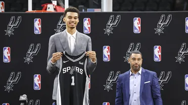 Llegó el día: el esperado debut de Wembanyama con San Antonio Spurs