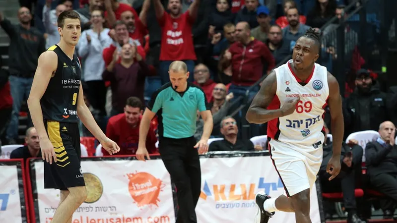 Hapoel e Iberostar Tenerife lo dejan todo para el segundo partido (75-73)