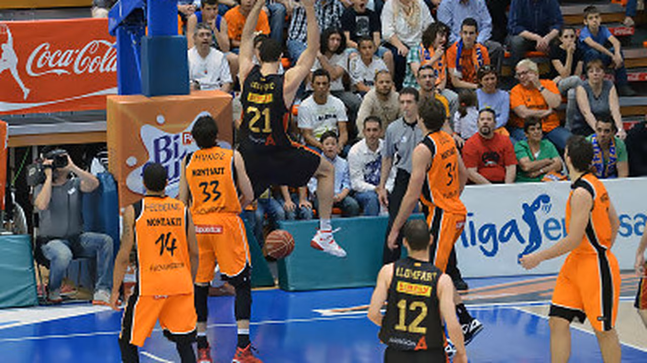 El Cai Zaragoza sigue luchando por la cuarta posición tras ganar en Fuenlabrada (57-80)