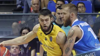 El Iberostar Tenerife se da un festín arrasando al Capo D’Orlando (88-47)