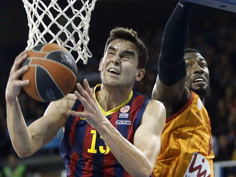 Un FC Barcelona de récord sabe sufrir a base de triples ante la presencia de Ainge