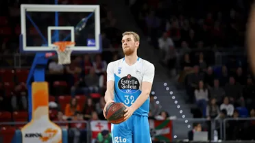 Un nuevo torreón para defender Zaragoza: Tryggvi Hlinason