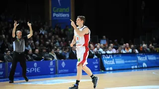 Gescrap Bizkaia se suma a la puja por Fabien Causeur