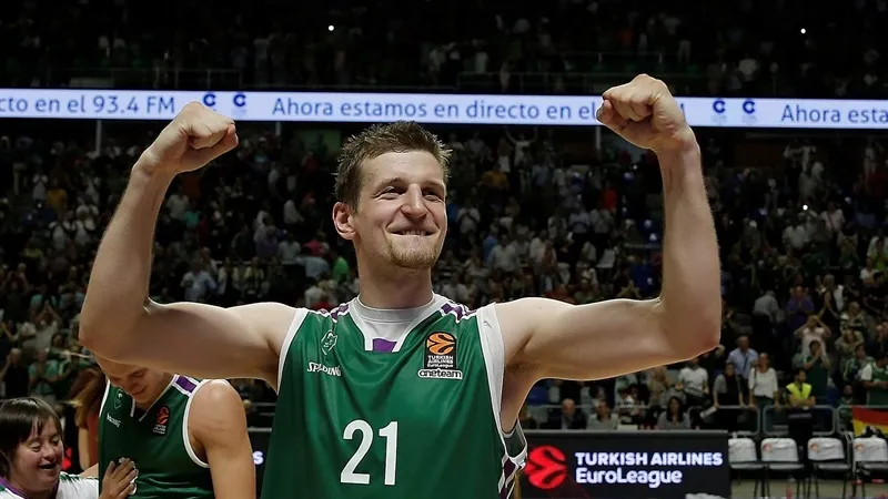 Unicaja rompe su racha negativa en Euroliga superando a Efes