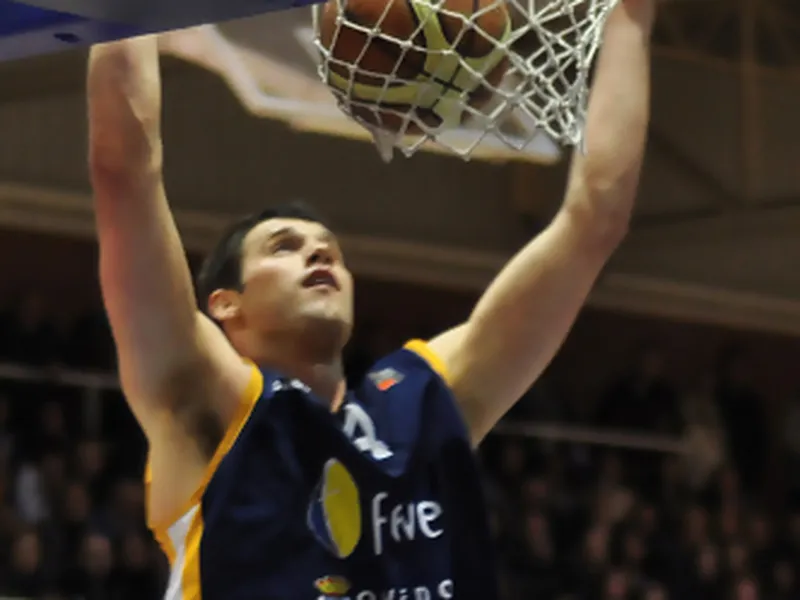 Ian O’Leary vuelve a la Adecco Oro con Palencia Baloncesto
