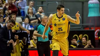 Un cuarto y medio le bastó al Iberostar para vencer al Neptunas  (90-67)